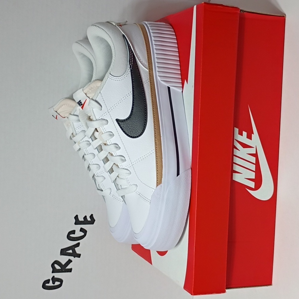 Nike COURT LEGACY LIFTS Womens Size 9.5